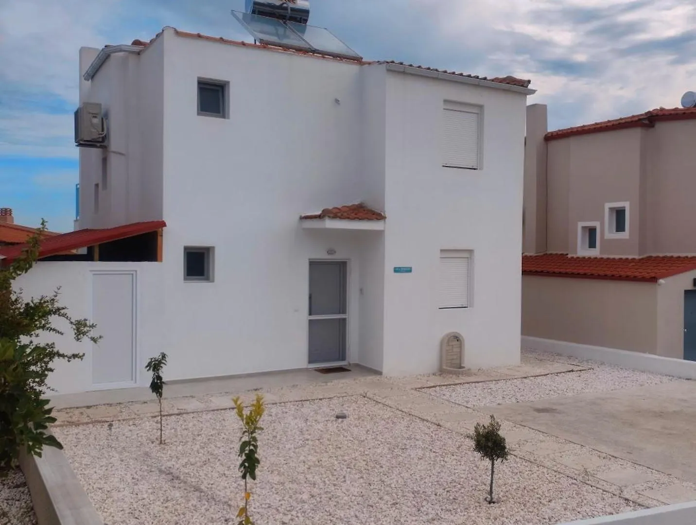 Villa Damaki Kriopigi